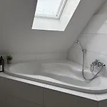 Apartamento Moderne Mit Komfort & Top-lage
