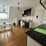 Moderne Mit Komfort & Top-lage