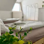 Moderne Mit Komfort & Top-lage