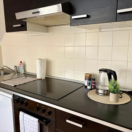 Moderne Mit Komfort & Top-lage 아파트 *