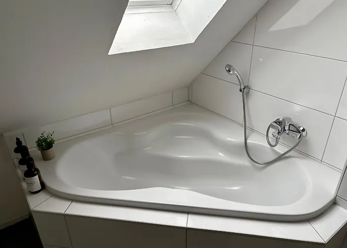 Moderne Mit Komfort & Top-lage Appartement *